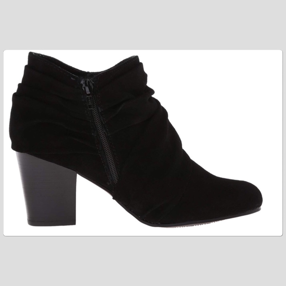 Andrew Geller Beautiful Black Suede Heeled Boots Size 10 Worn Once Like New - Picture 4 of 8
